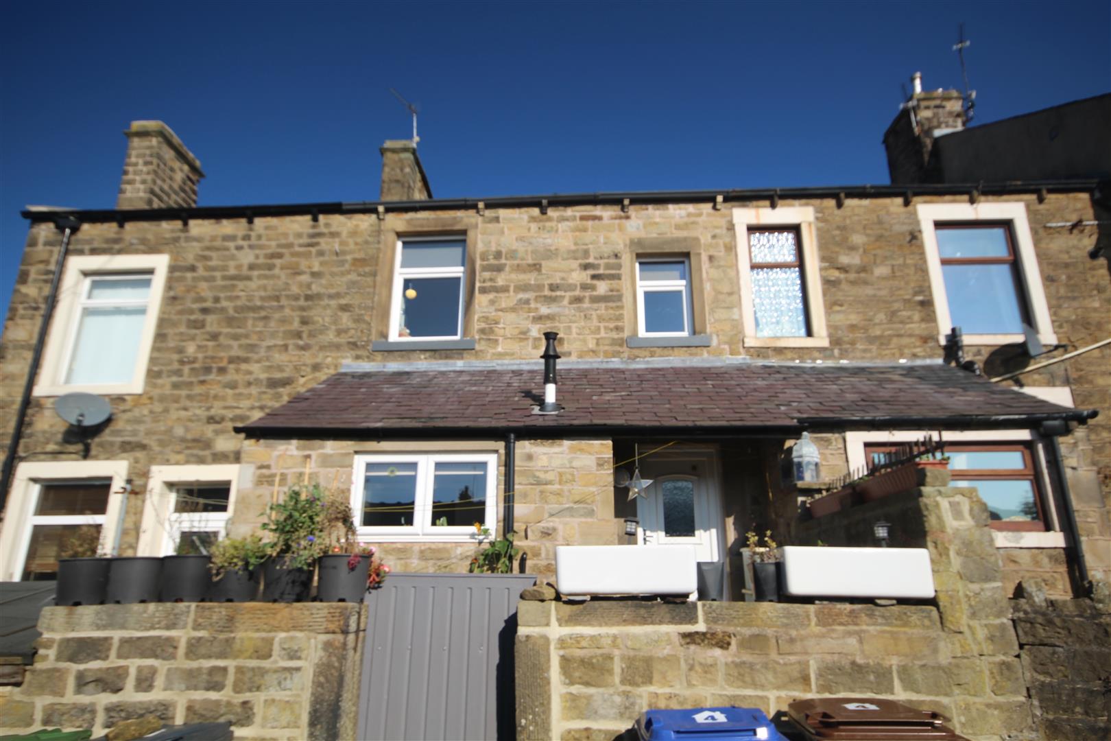 3 bedroom mid terrace house SSTC in Earby - IMG_9490.jpg